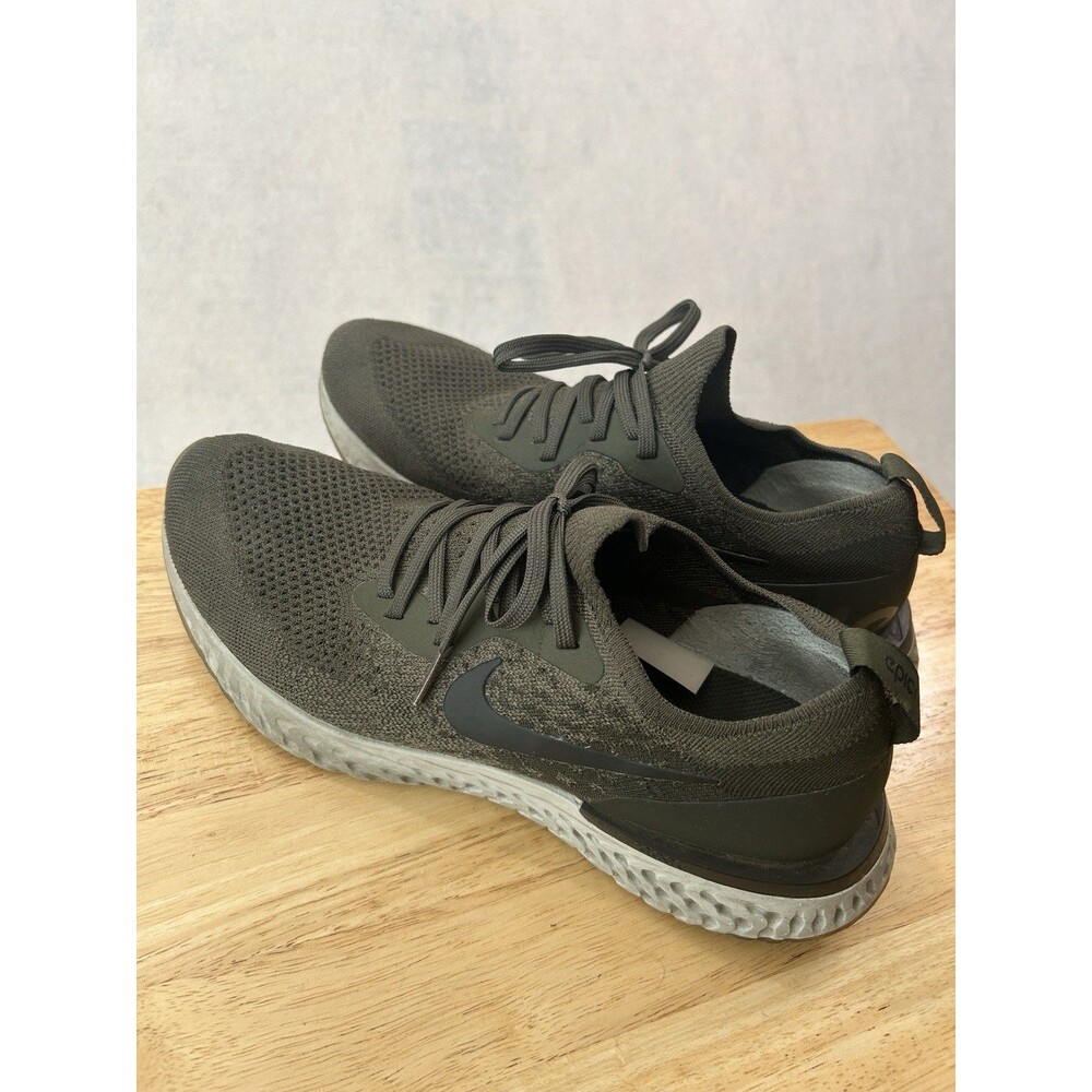 Nike Epic React Flyknit Cargo Khaki Men 9.5 Olive Green Running Shoes AQ0067-300 - Picture 3 of 9